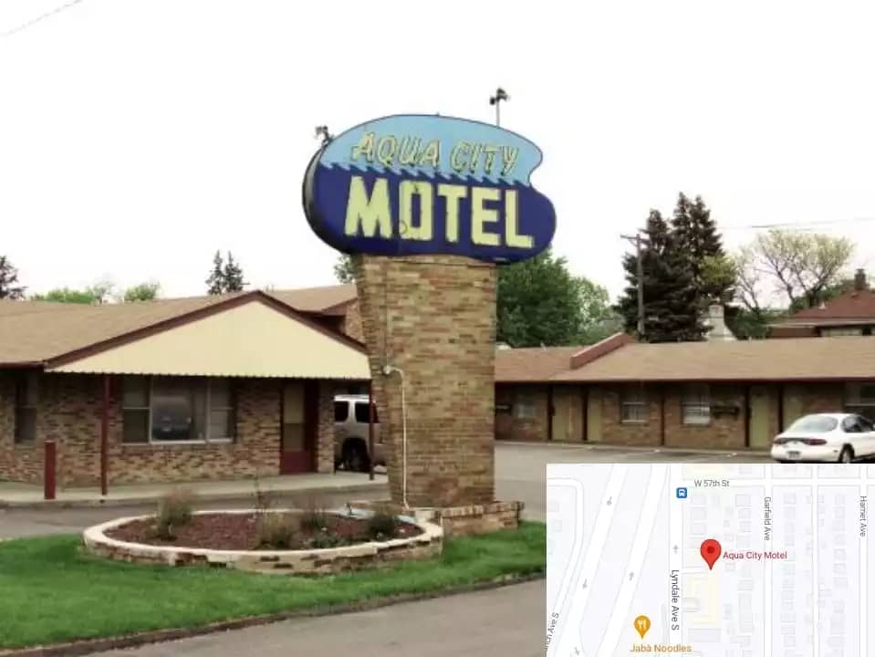Aqua City Motel